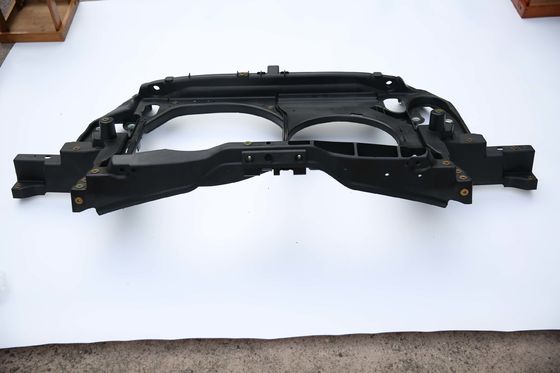 2002 2003 2004 2005 supporti del radiatore dell'automobile di VW Passat